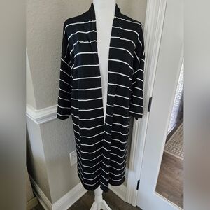 Chico's Black White Travelers Striped Cardigan Sweater, Size 2 (large).